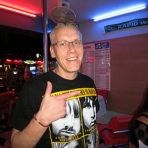 2014-03-05 Smurf Bar
