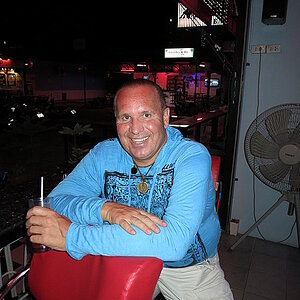 2014-03-06 Smurf Bar