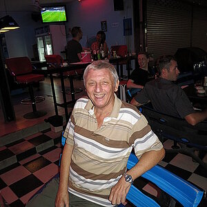 2014-03-06 Smurf Bar