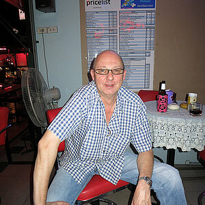 2014-03-07 Smurf Bar