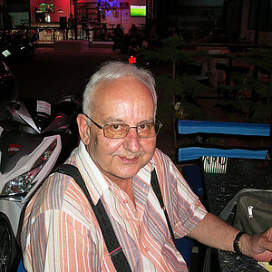 2014-03-08 Smurf Bar