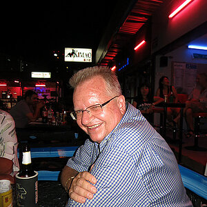 2014-03-09 Smurf Bar