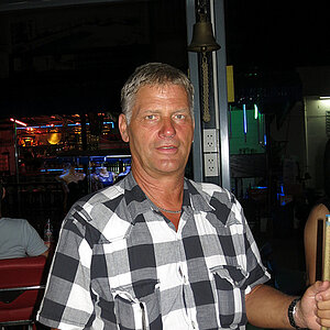 2014-03-09 Smurf Bar