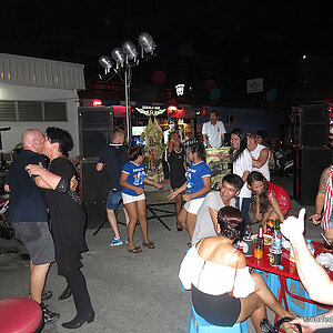 2014-03-20 Smurf Bar