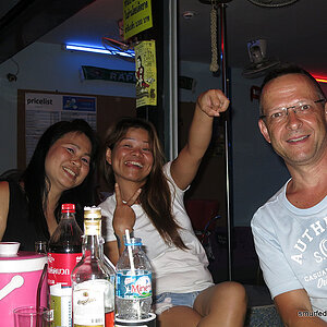 2014-03-25 Smurf Bar
