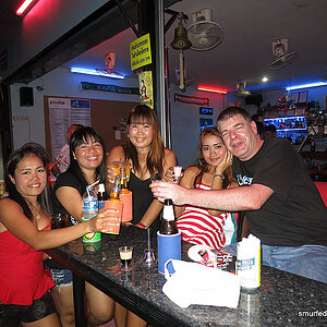 2014-04-02 Smurf Bar