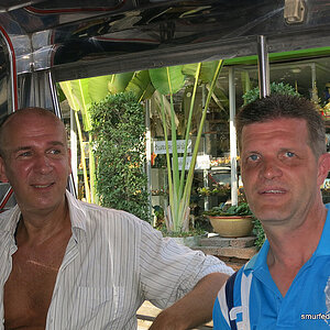 2014-04-03 Smurf Bar