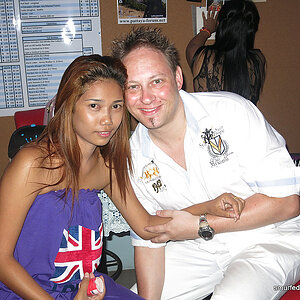 2014-04-06 Smurf Bar