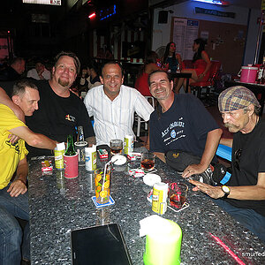 2014-04-06 Smurf Bar