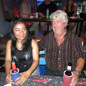 2014-04-10 Smurf Bar