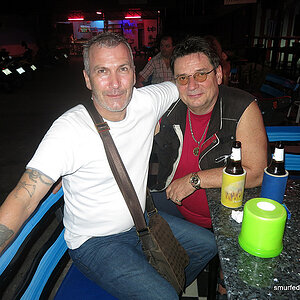 2014-04-10 Smurf Bar