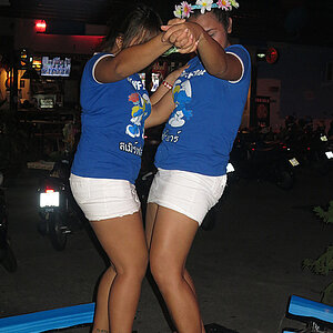 2014-04-11 Smurf Bar