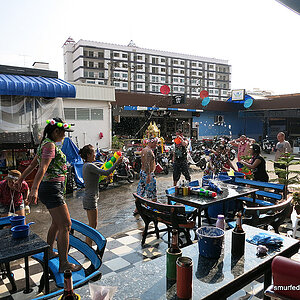 2014-04-16 Smurf Bar