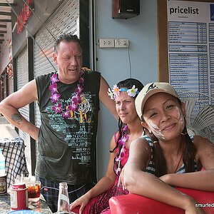2014-04-16 Smurf Bar