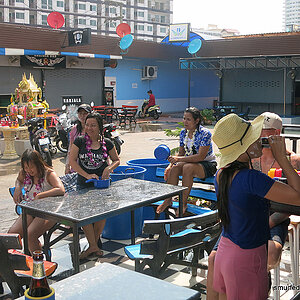 2014-04-16 Smurf Bar