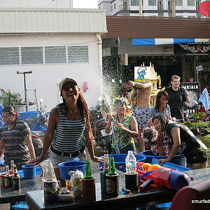 2014-04-16 Smurf Bar