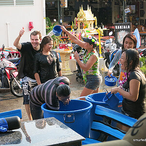 2014-04-16 Smurf Bar