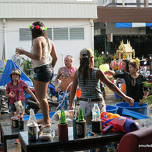 2014-04-16 Smurf Bar