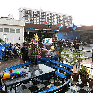 2014-04-16 Smurf Bar