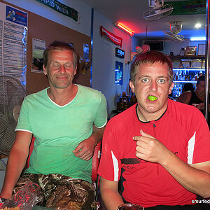 2014-04-19 Smurf Bar