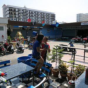 2014-04-19 Smurf Bar