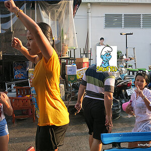 2014-04-19 Smurf Bar