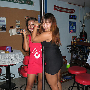 2014-04-27 Smurf Bar