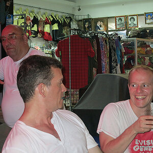 2014-05-01 Smurf Bar