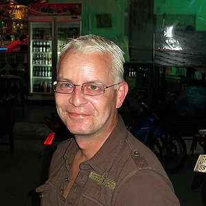 2014-05-02 Smurf Bar