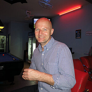 2014-05-04 Smurf Bar