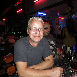 2014-05-05 Smurf Bar