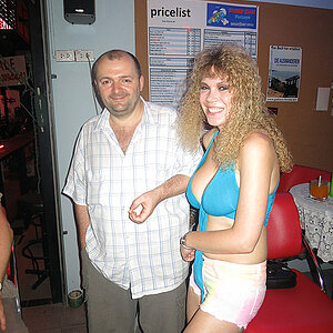 2014-05-07 Smurf Bar