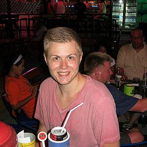 2014-05-08 Smurf Bar