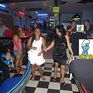 2014-05-09 Smurf Bar