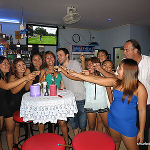 2014-05-10 Smurf Bar