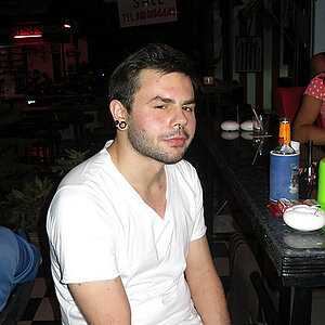 2014-05-11 Smurf Bar