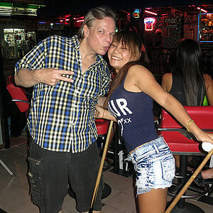 2014-05-11 Smurf Bar