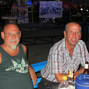 2014-05-17 Smurf Bar