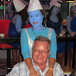 2014-05-17 Smurf Bar