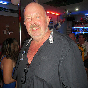 2014-05-17 Smurf Bar