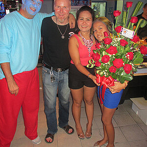 2014-05-17 Smurf Bar