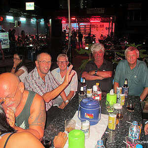 2014-05-17 Smurf Bar