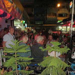 2014-05-17 Smurf Bar