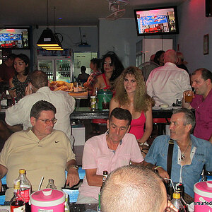 2014-05-17 Smurf Bar