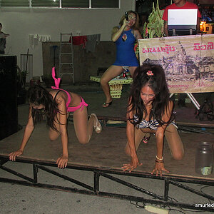 2014-05-17 Smurf Bar