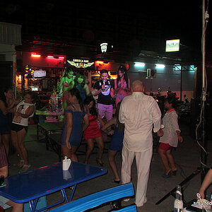 2014-05-17 Smurf Bar