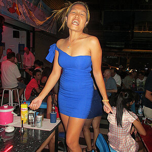 2014-05-17 Smurf Bar
