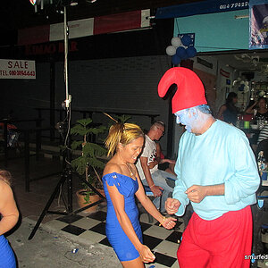 2014-05-17 Smurf Bar