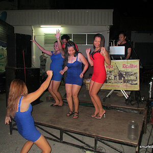 2014-05-17 Smurf Bar