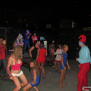 2014-05-17 Smurf Bar